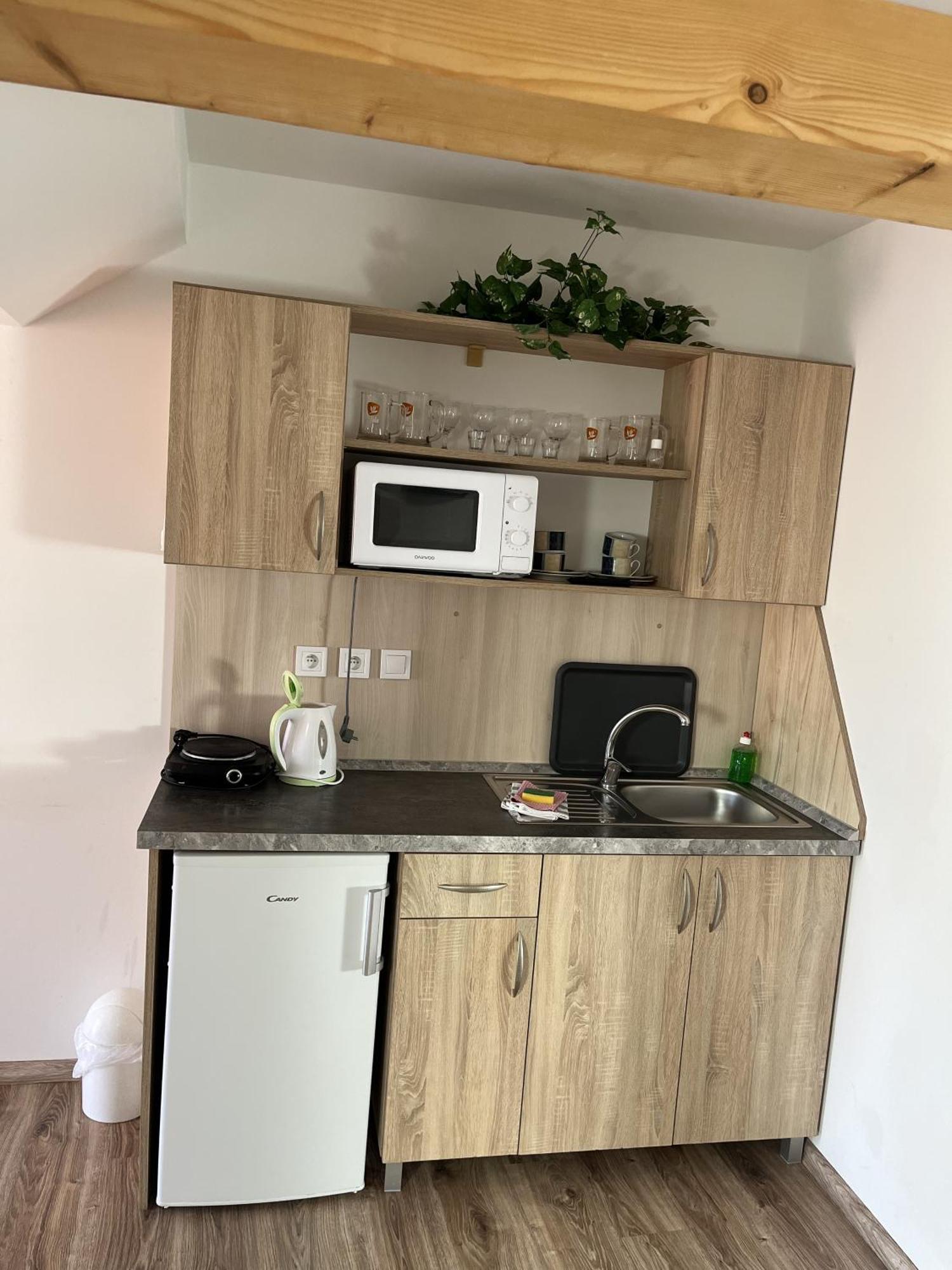 Sunny Apartman Sturovo Exterior photo
