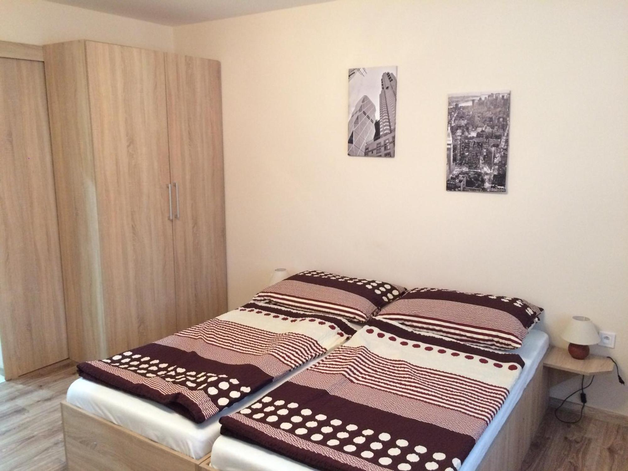 Sunny Apartman Sturovo Exterior photo