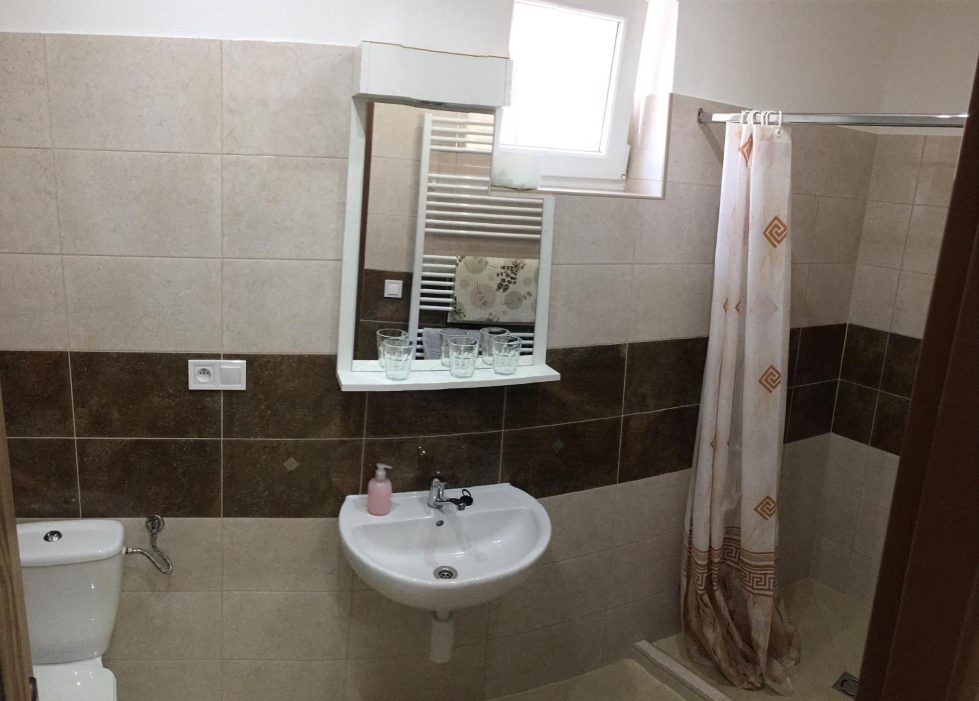 Sunny Apartman Sturovo Exterior photo